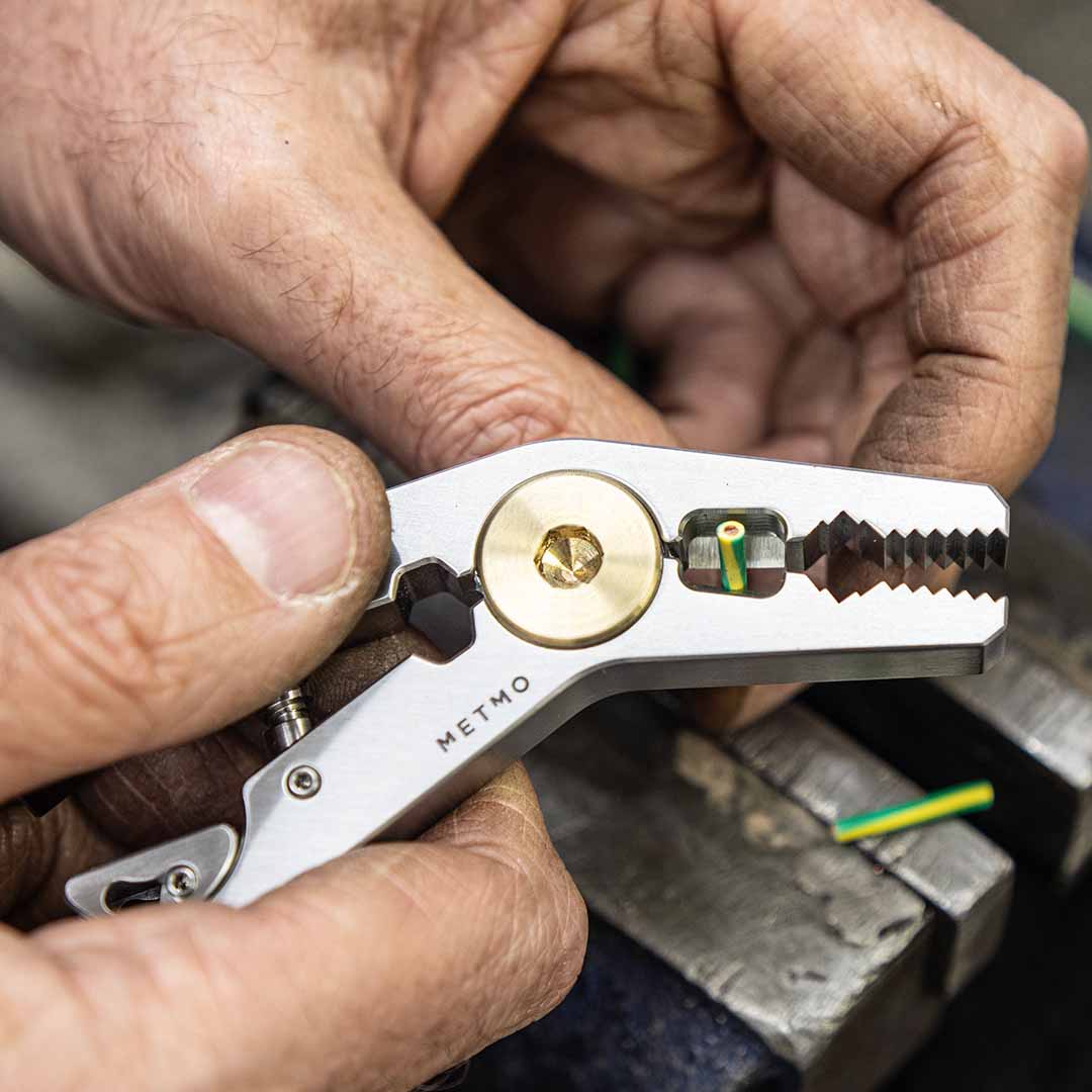 MetMo Stainless Steel Pocket Snip Grip Kickstarter - add-on